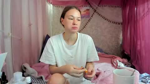 leila_bambi_ online show from 8, 7, 2026
