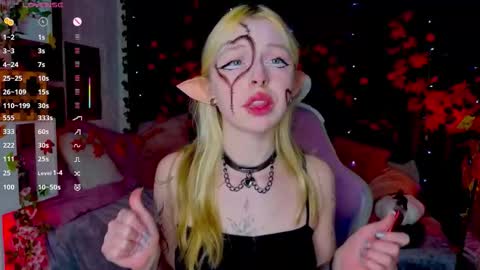 Snapshot of leiladwight chatting on 31, 10, 2025 Leila online show from 31, 10, 2025