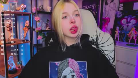 Snapshot of leiladwight chatting on 27, 11, 2025 Leila online show from 27, 11, 2025