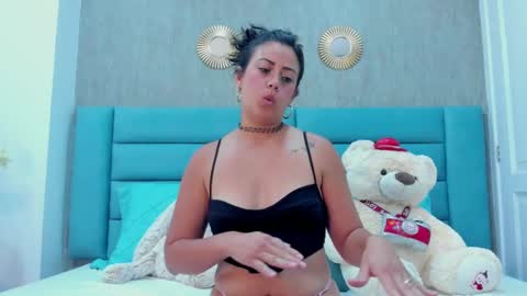   online show from 12, 2, 2025