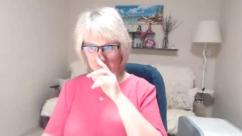 Leila Kinky online show from 19, 4, 2026