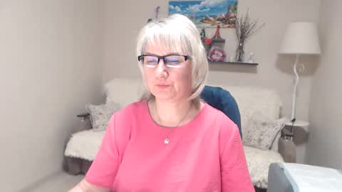 Leila Kinky online show from 23, 4, 2026