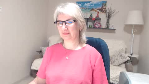 Leila Kinky online show from 24, 4, 2026