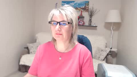 Leila Kinky online show from 27, 4, 2026