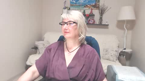 Leila Kinky online show from 6, 6, 2026