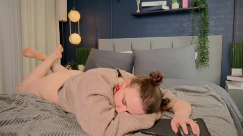 Snapshot of lela_ryan chatting on 29, 1, 2025 Lela online show from 29, 1, 2025