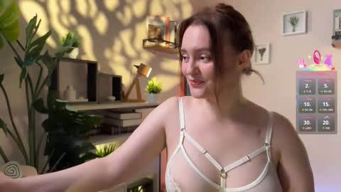 Snapshot of lela_ryan chatting on 23, 10, 2025 Lela online show from 23, 10, 2025