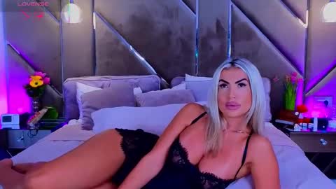 Carlaa online show from 10, 9, 2025