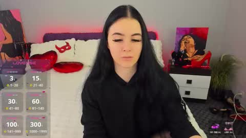 Snapshot of lellitclark chatting on 18, 11, 2025 LellitClark online show from 18, 11, 2025