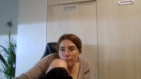 lena6122000 online show from 16, 10, 2025