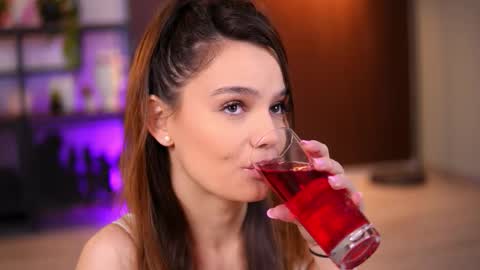 Lena Laurent online show from 28, 3, 2026