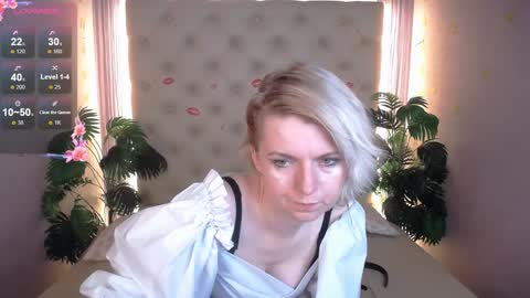 Snapshot of lena_paulles chatting on 14, 1, 2025 Lena online show from 14, 1, 2025