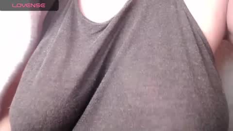 lenagolden online show from 8, 3, 2025