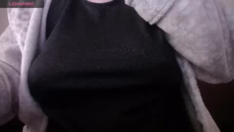 lenagolden online show from 28, 4, 2026