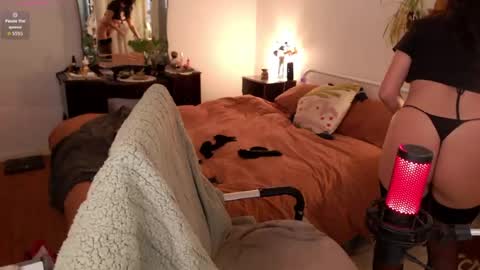 Lenas room online show from 3, 7, 2026