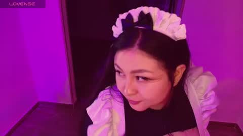 Lenna Kang online show from 5, 10, 2025