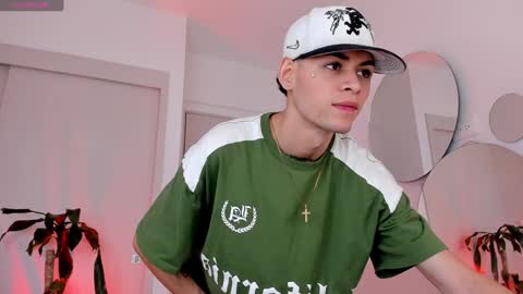 Lenner INDEPENDENT MODEL online show from 20, 1, 2025