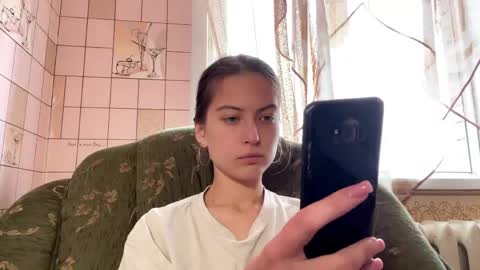 Hellomy name is Natalyits my first day here nice to meet you Give me 50 thumbs ups online show from 25, 4, 2026