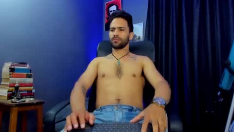 Leo  Diaz online show from 22, 1, 2025