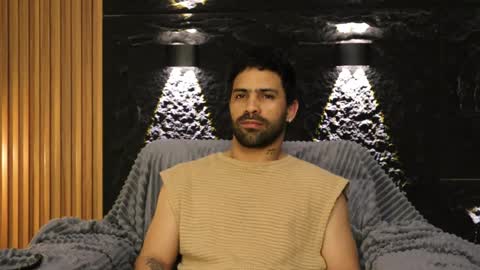 Leo  Diaz online show from 29, 3, 2026