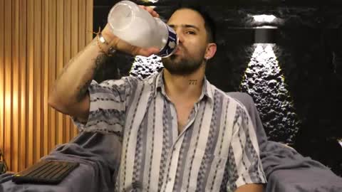 Leo  Diaz online show from 19, 4, 2026