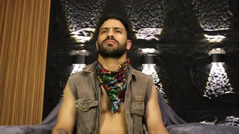 Leo  Diaz online show from 3, 6, 2026