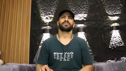 Leo  Diaz online show from 7, 6, 2026