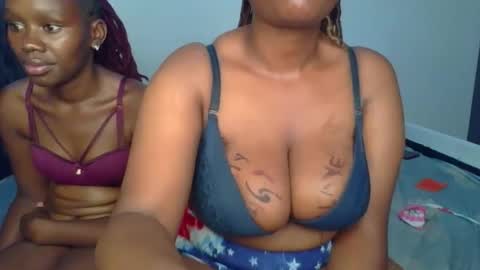 Snapshot of leo_kitty8 chatting on 9, 3, 2026 leo_kitty8 online show from 9, 3, 2026