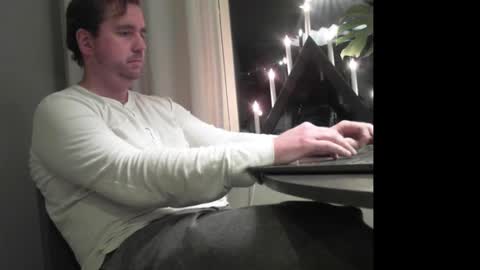 Leofromsweden online show from 4, 12, 2024