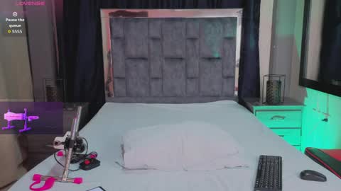 leomonnroe online show from 21, 4, 2026