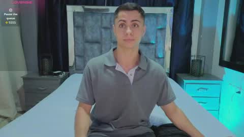 leomonnroe online show from 25, 4, 2026