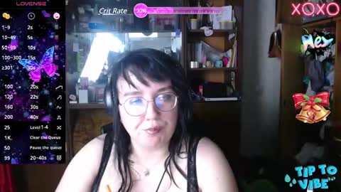 Snapshot of leona_harrison chatting on 2, 12, 2024 Leona Harrison online show from 2, 12, 2024