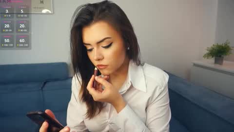 Mia online show from 27, 10, 2025