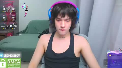 leonkissboy online show from 22, 4, 2026