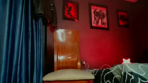 Lenardo jaramillo online show from 14, 5, 2026