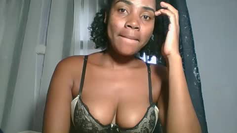 leonnida online show from 5, 4, 2026