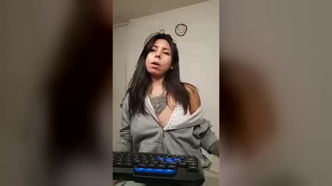 leonorfox online show from 5, 7, 2026