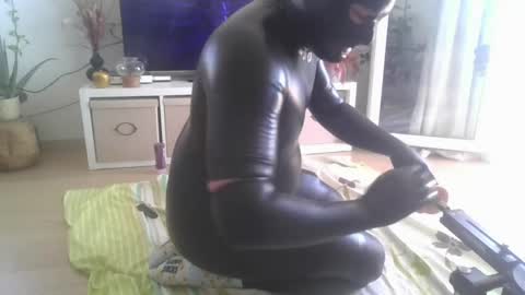 T0rax online show from 30, 4, 2026