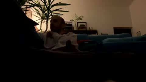 Snapshot of leonvampire chatting on 1, 12, 2025 Leon online show from 1, 12, 2025