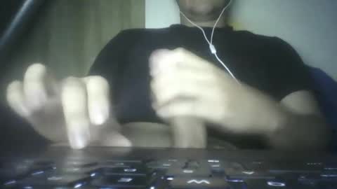 Snapshot of leoonel_95 chatting on 4, 12, 2024 leoonel_95 online show from 4, 12, 2024