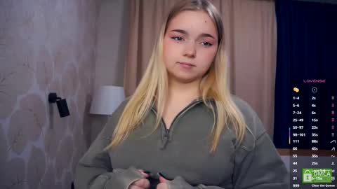 Hello everyone Im Lora Its my first day Were going to have fun together online show from 27, 11, 2025