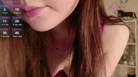 Nicole Moore online show from 26, 4, 2026