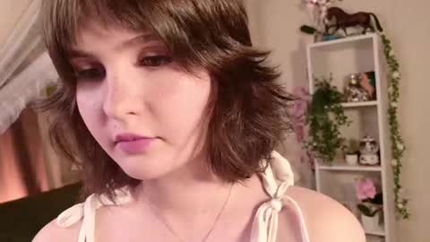 Snapshot of lerakit chatting on 28, 7, 2026 Nicole Moore online show from 28, 7, 2026