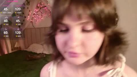 Snapshot of lerakit chatting on 28, 7, 2026 Nicole Moore online show from 28, 7, 2026