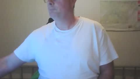 Snapshot of lerase40 chatting on 24, 11, 2025 homquisgode online show from 24, 11, 2025