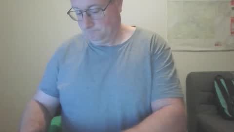 Snapshot of lerase40 chatting on 5, 12, 2025 homquisgode online show from 5, 12, 2025