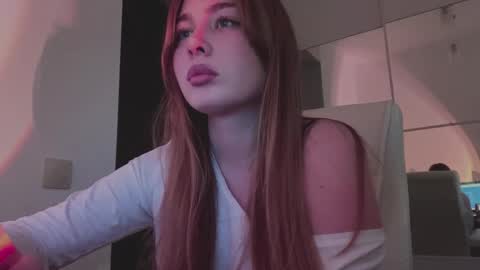 Lora online show from 12, 3, 2026