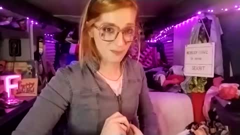 LesleyGumGrass- The Boring Trans girl online show from 27, 2, 2025