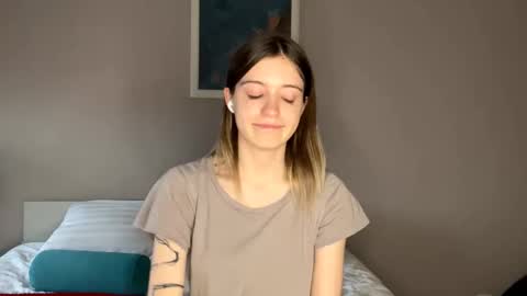 Snapshot of lesleytargett chatting on 14, 11, 2025 Sia online show from 14, 11, 2025