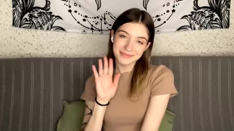 Snapshot of lesleytargett chatting on 18, 11, 2025 Sia online show from 18, 11, 2025